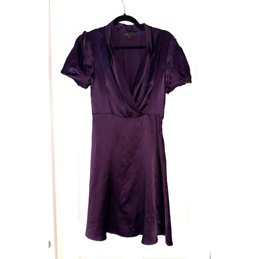 Vintage BCBG MaxAzria 100% Silk Purple Wrap Dress Y2K Textured Surplice Size 4